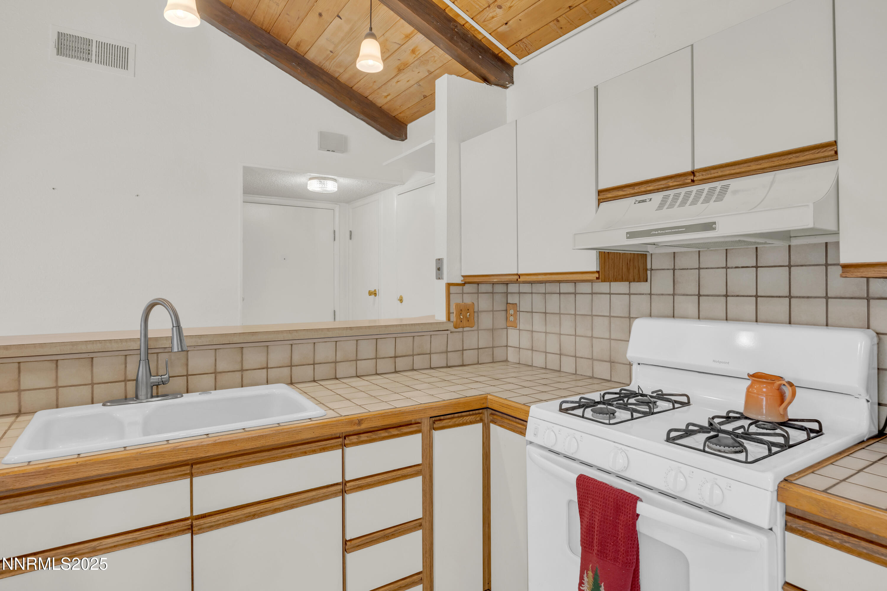 39 Granite Way Carson City, NV 89706 - Photo 15 of 27 IMG_4803