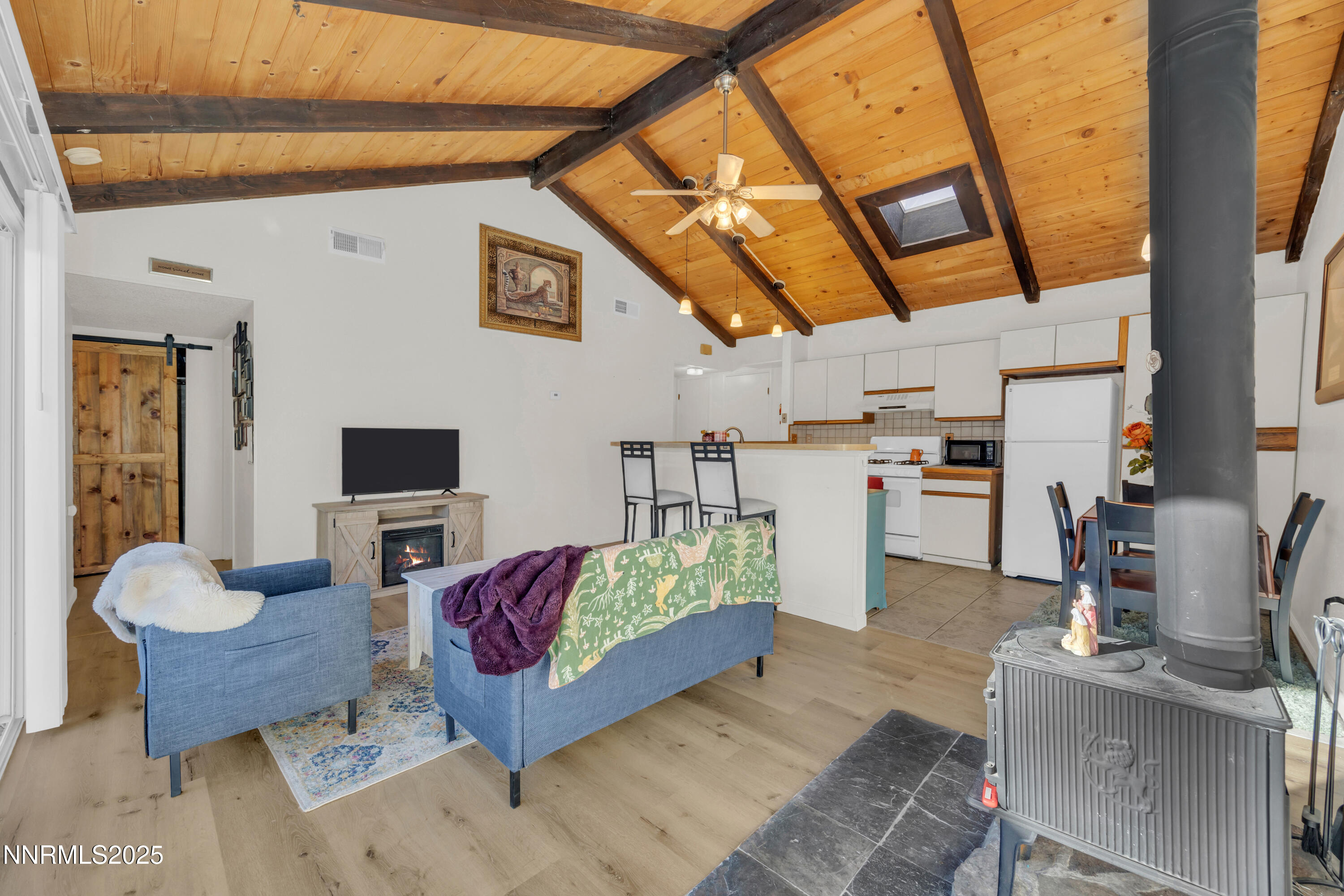 39 Granite Way Carson City, NV 89706 - Photo 8 of 27 IMG_4768