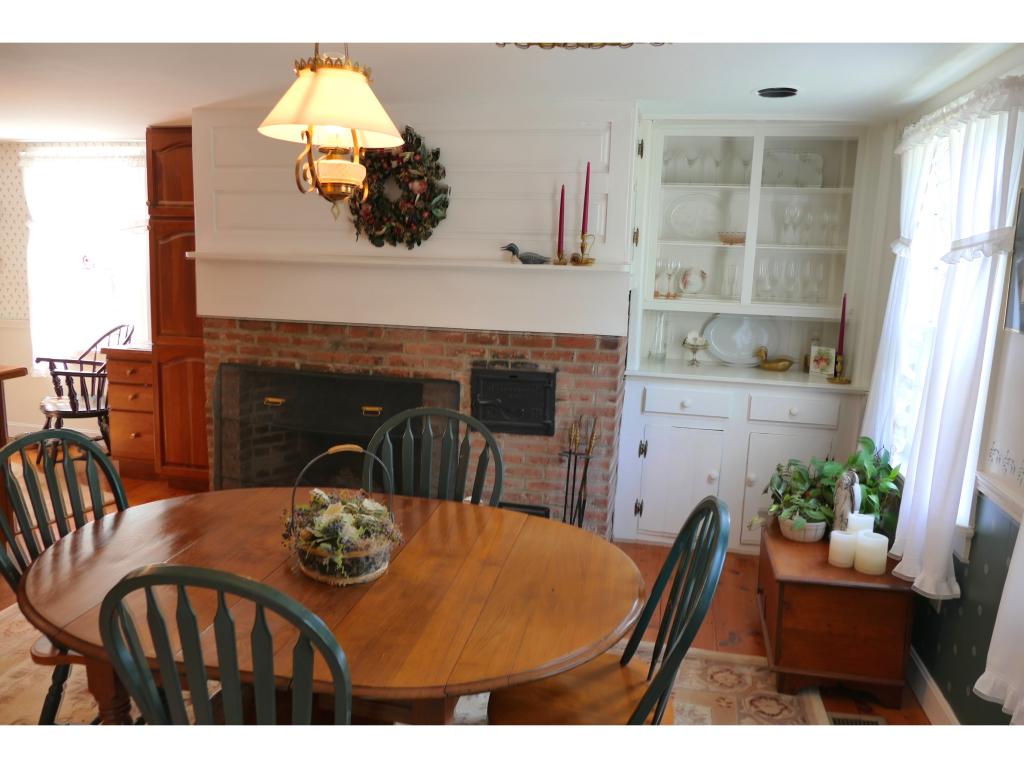 140 Montelona Road Goffstown, NH 03045 - Photo 9 of 36 Gallery Image 9