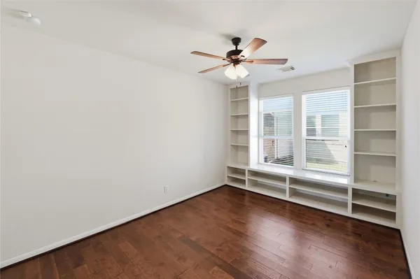 $339,900 | 5803 Deleon Trail Drive, Spring, TX 77379