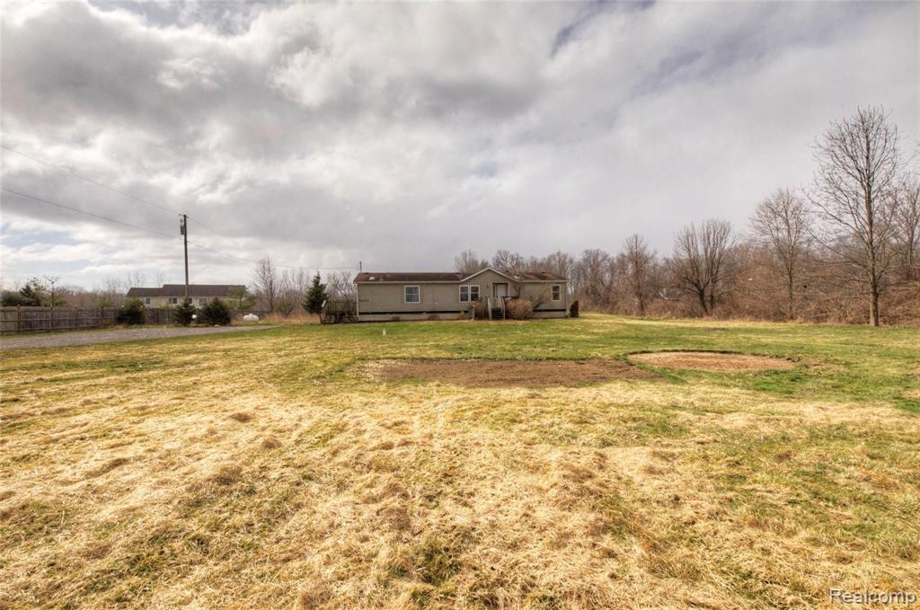 9473 Crofoot Road Fowlerville, MI 48836 - Photo 4 of 89 Gallery Image 4