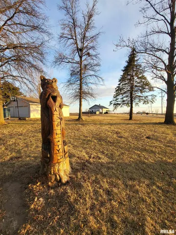 $395,000 | 2400 Springfield Road, Delavan, IL 61734