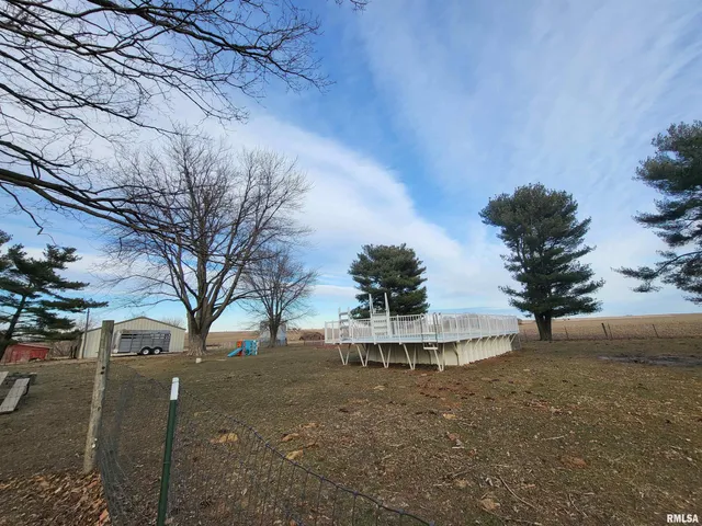 $395,000 | 2400 Springfield Road, Delavan, IL 61734