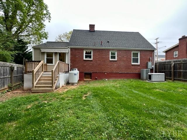 114 Coffee Road Lynchburg, VA 24503 - Photo 17 of 25 a front view of a house with a garden