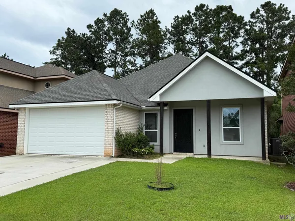 $2,000 | 23318 Fairway Gardens, Springfield, LA 70462
