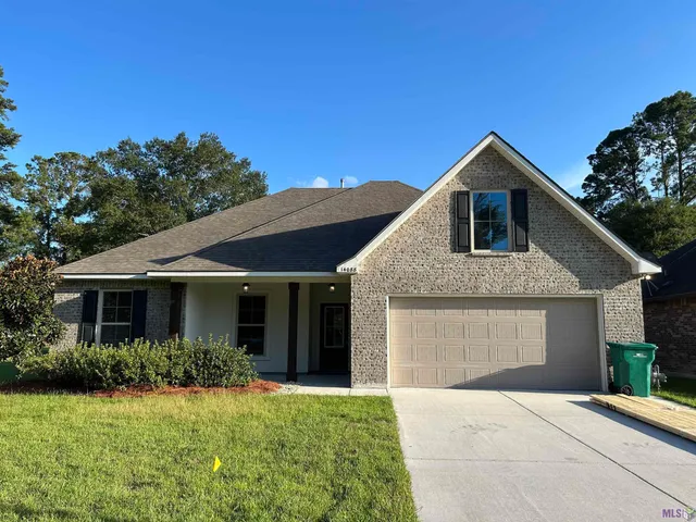 $1,895 | 14088 Arbor Walk Drive, Denham Springs, LA 70726