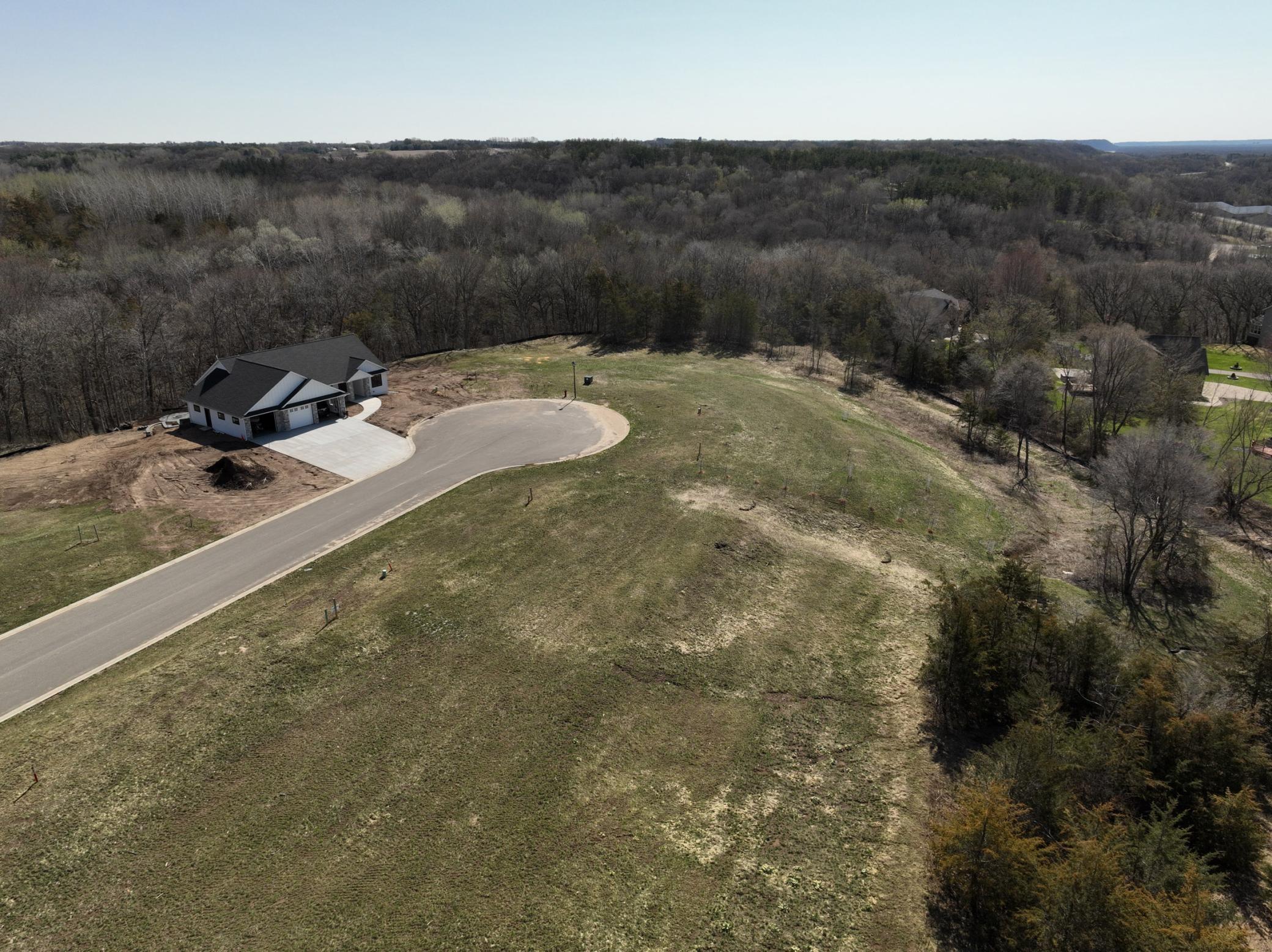 341 Linden Road Prescott, WI 54021 - Photo 5 of 12 Gallery Image 5