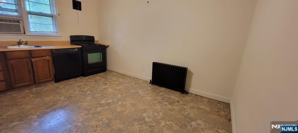 33 North Maple Avenue, Unit 1 LEFT Park Ridge, NJ 07656 - Photo 14 of 20