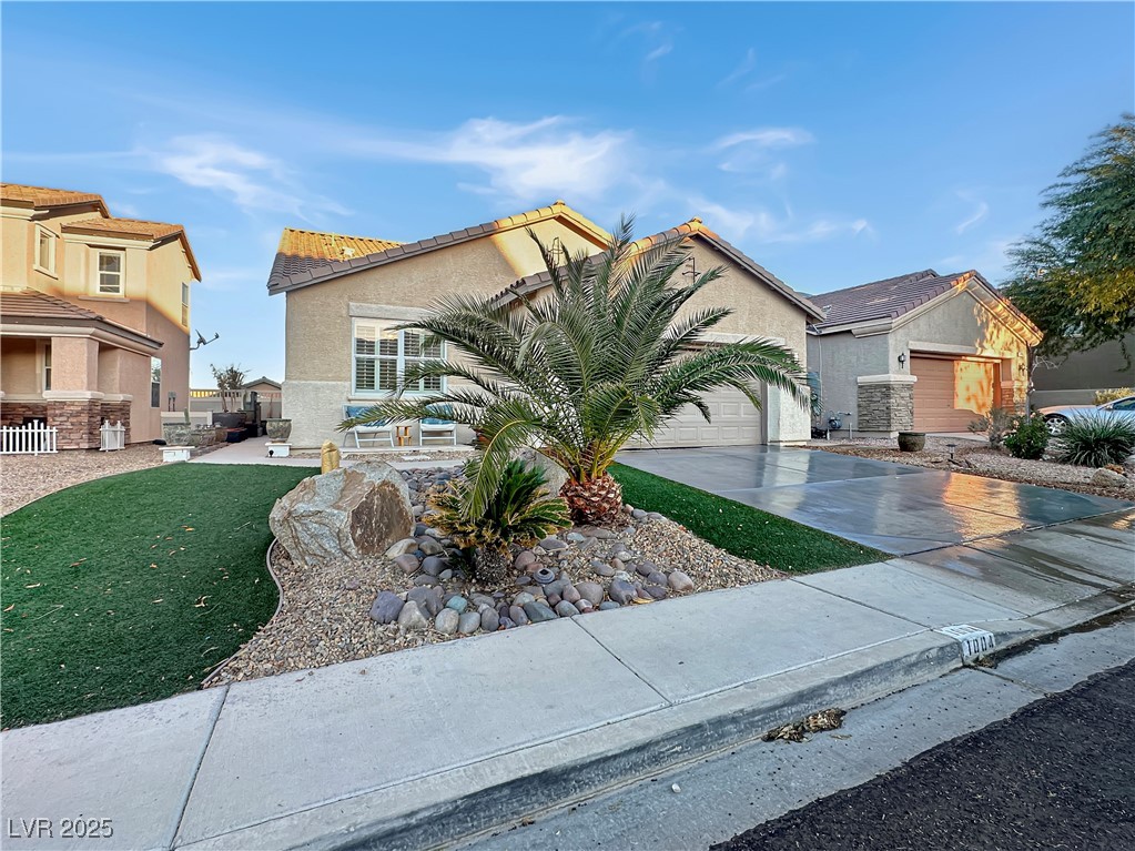 1004 Crescent Falls Street Henderson, NV 89011 - Photo 3 of 40