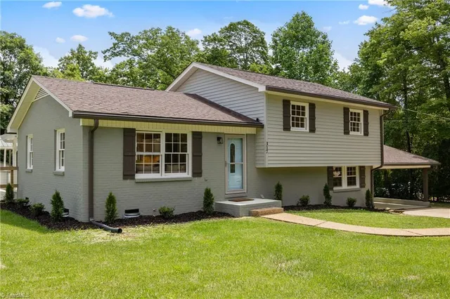 $304,900 | 317 Benbow Drive, East Bend, NC 27018