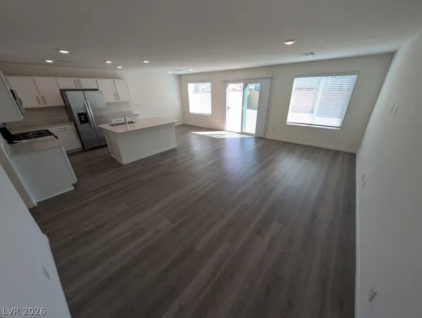 $2,250 | 5658 Mesa Sedona Street, North Las Vegas, NV 89081