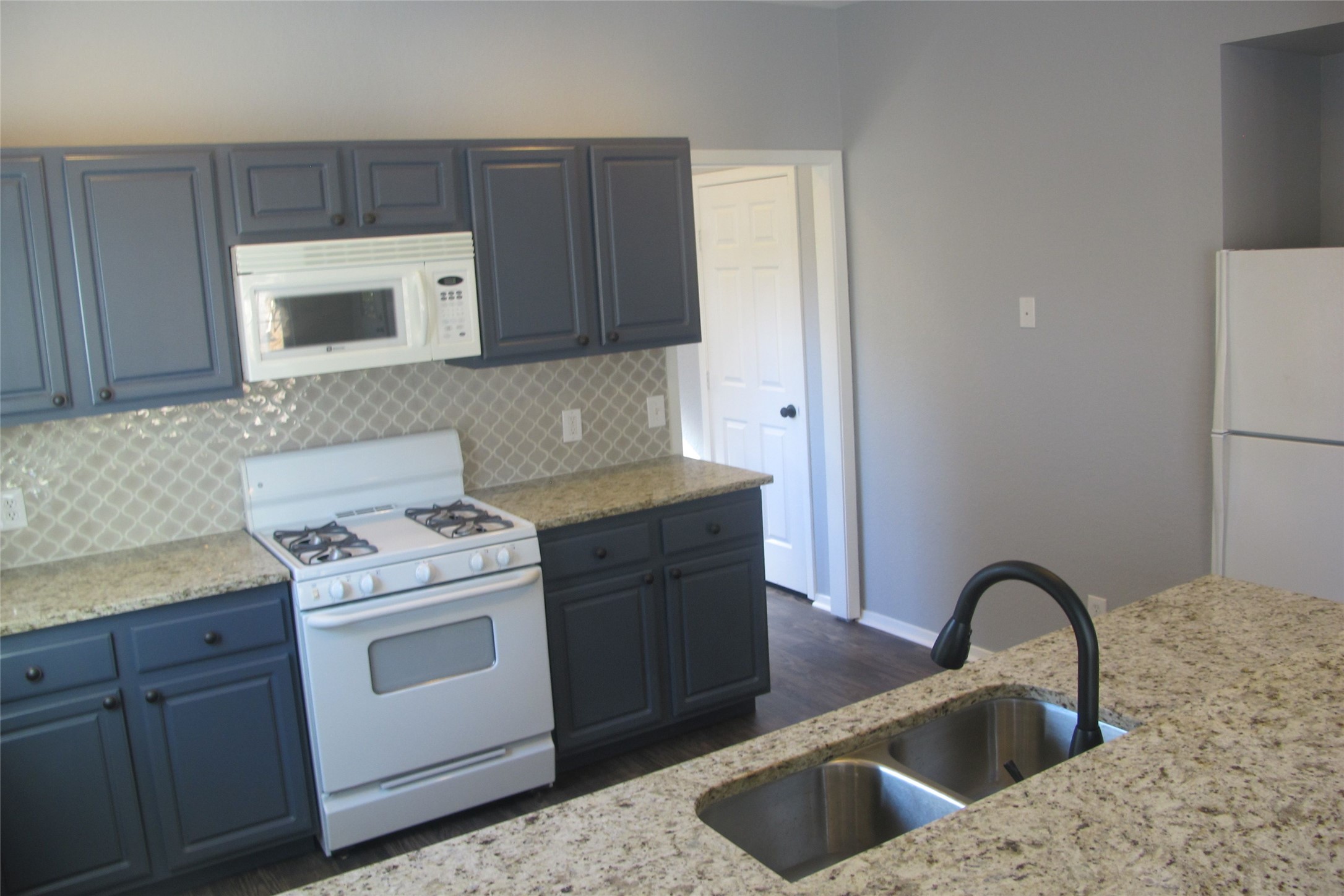 2805 East 22nd Street, Unit B Austin, TX 78722 - Photo 6 of 24