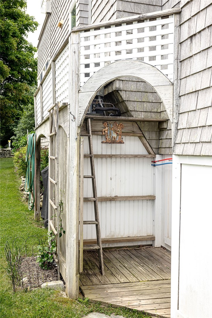 74 Therien Road Portsmouth, RI 02871 - Photo 44 of 50