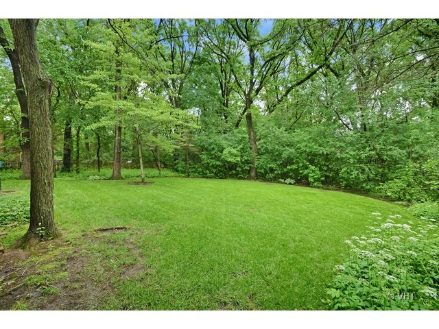 1295 Inverlieth Road Lake Forest, IL 60045 - Photo 15 of 17