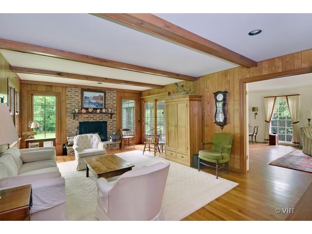 1295 Inverlieth Road Lake Forest, IL 60045 - Photo 8 of 17