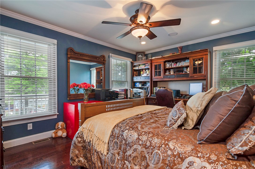 36 Seneca Road Portsmouth, RI 02871 - Photo 17 of 48 Bedroom with water views