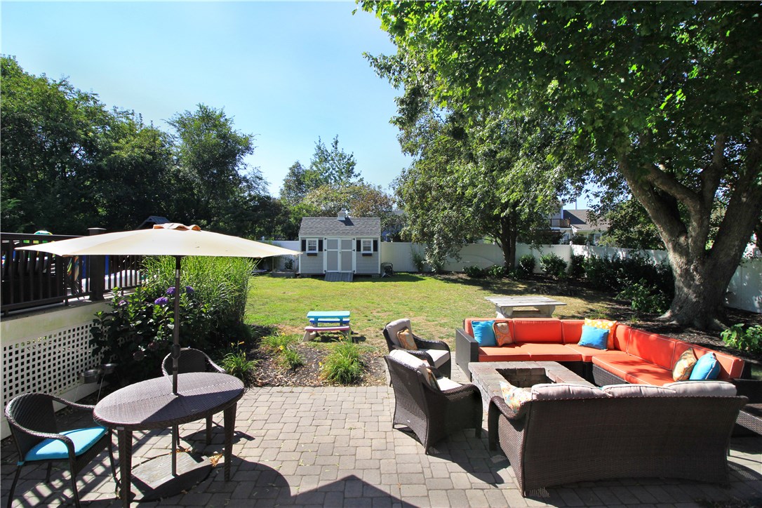 36 Seneca Road Portsmouth, RI 02871 - Photo 38 of 48 Back yard.