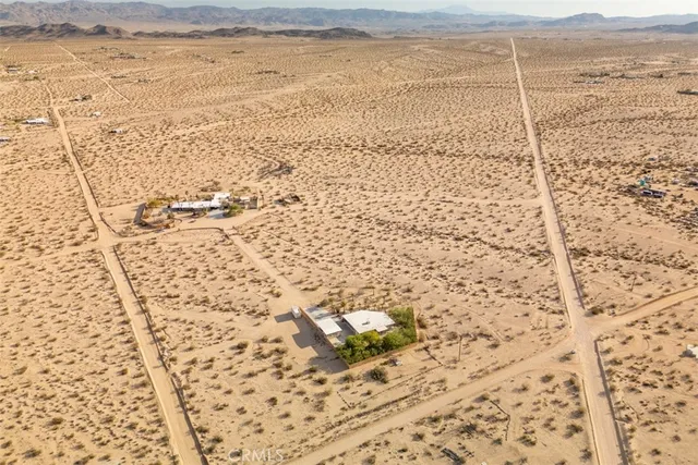 $635,000 | 66136 Mars Drive, Joshua Tree, CA 92252