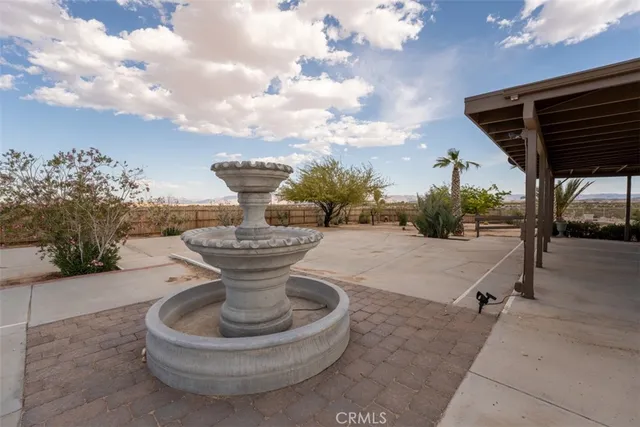 $635,000 | 66136 Mars Drive, Joshua Tree, CA 92252