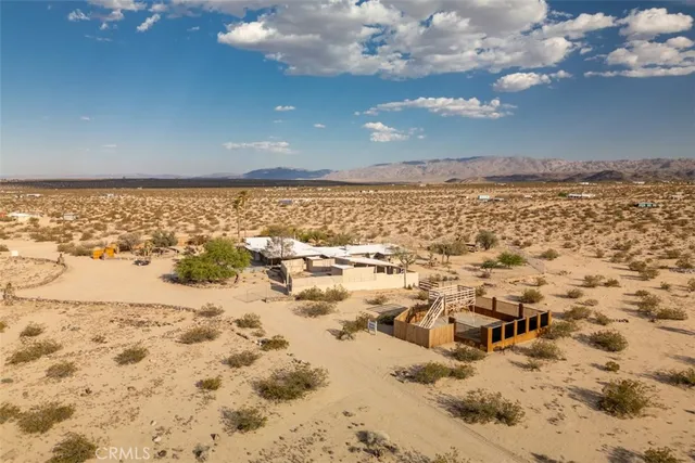$635,000 | 66136 Mars Drive, Joshua Tree, CA 92252