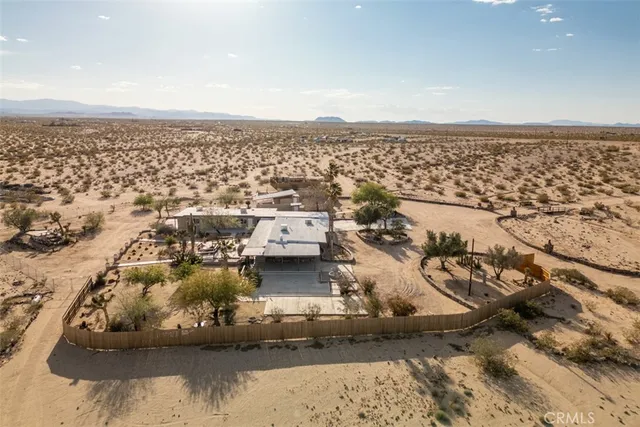 $635,000 | 66136 Mars Drive, Joshua Tree, CA 92252