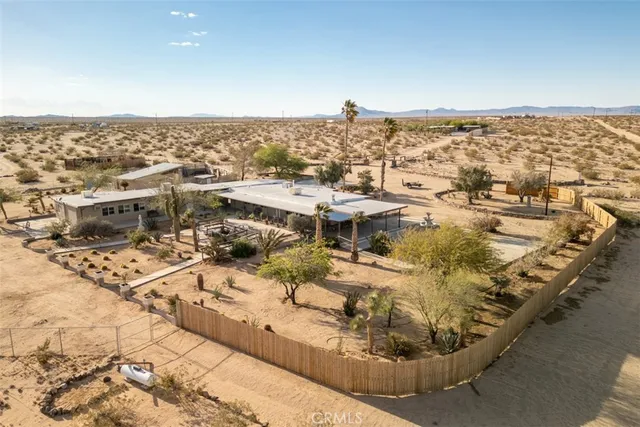 $635,000 | 66136 Mars Drive, Joshua Tree, CA 92252
