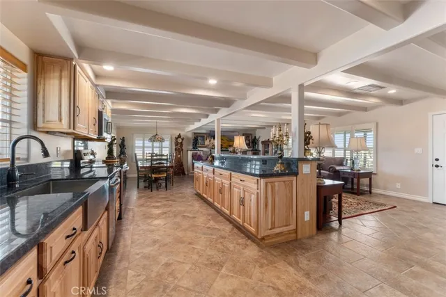 $635,000 | 66136 Mars Drive, Joshua Tree, CA 92252