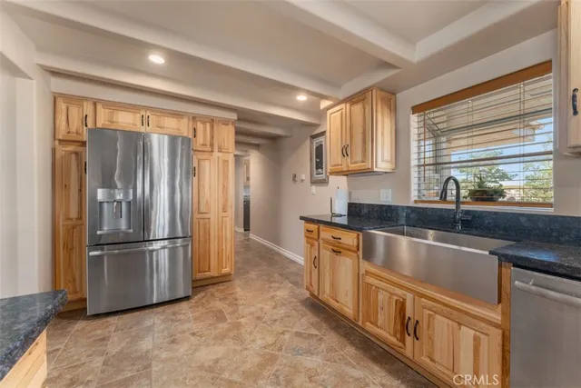 $635,000 | 66136 Mars Drive, Joshua Tree, CA 92252