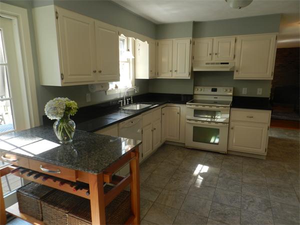 4 Marshall Road Beverly, MA 01915 - Photo 14 of 23 Gallery Image 14