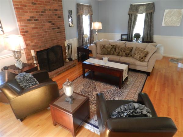 4 Marshall Road Beverly, MA 01915 - Photo 8 of 23 Gallery Image 8