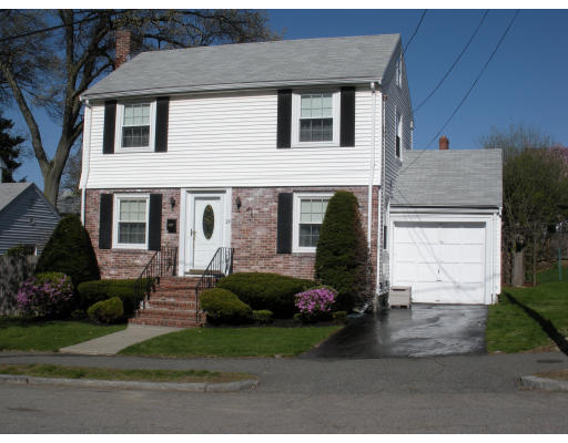 24 Brae Road Quincy, MA 02169 - Photo 1 of 17 Gallery Image 1
