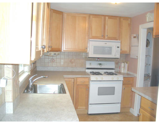 24 Brae Road Quincy, MA 02169 - Photo 7 of 17 Gallery Image 7
