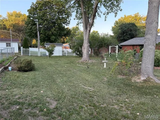 $100,000 | 606 Laurel Drive, Waterloo, IL 62298