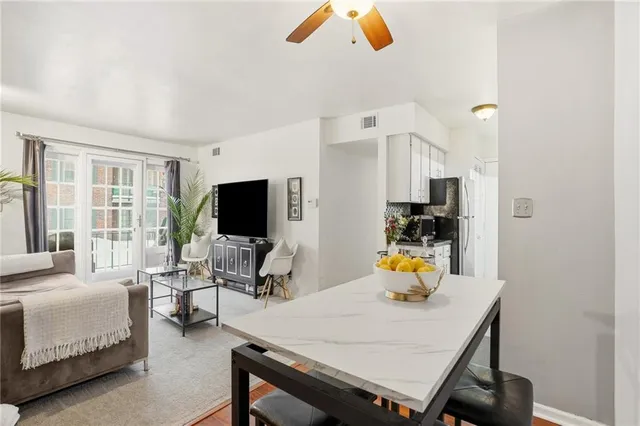 $140,000 | 940 Adam Drive, Unit E, Pittsburgh, PA 15216