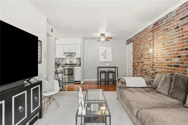 $140,000 | 940 Adam Drive, Unit E, Pittsburgh, PA 15216