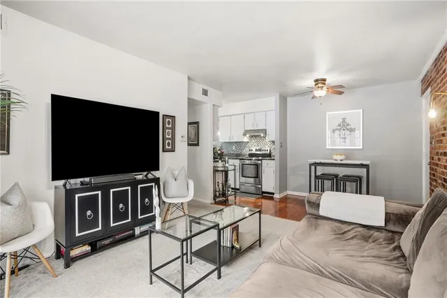 $140,000 | 940 Adam Drive, Unit E, Pittsburgh, PA 15216