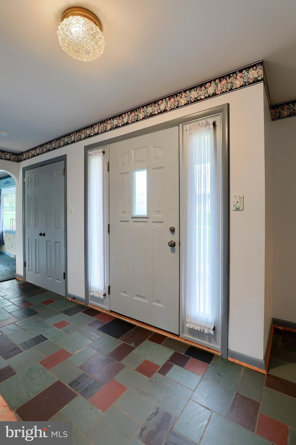 3943 Locust Grove Road Columbia, PA 17512 - Photo 6 of 35