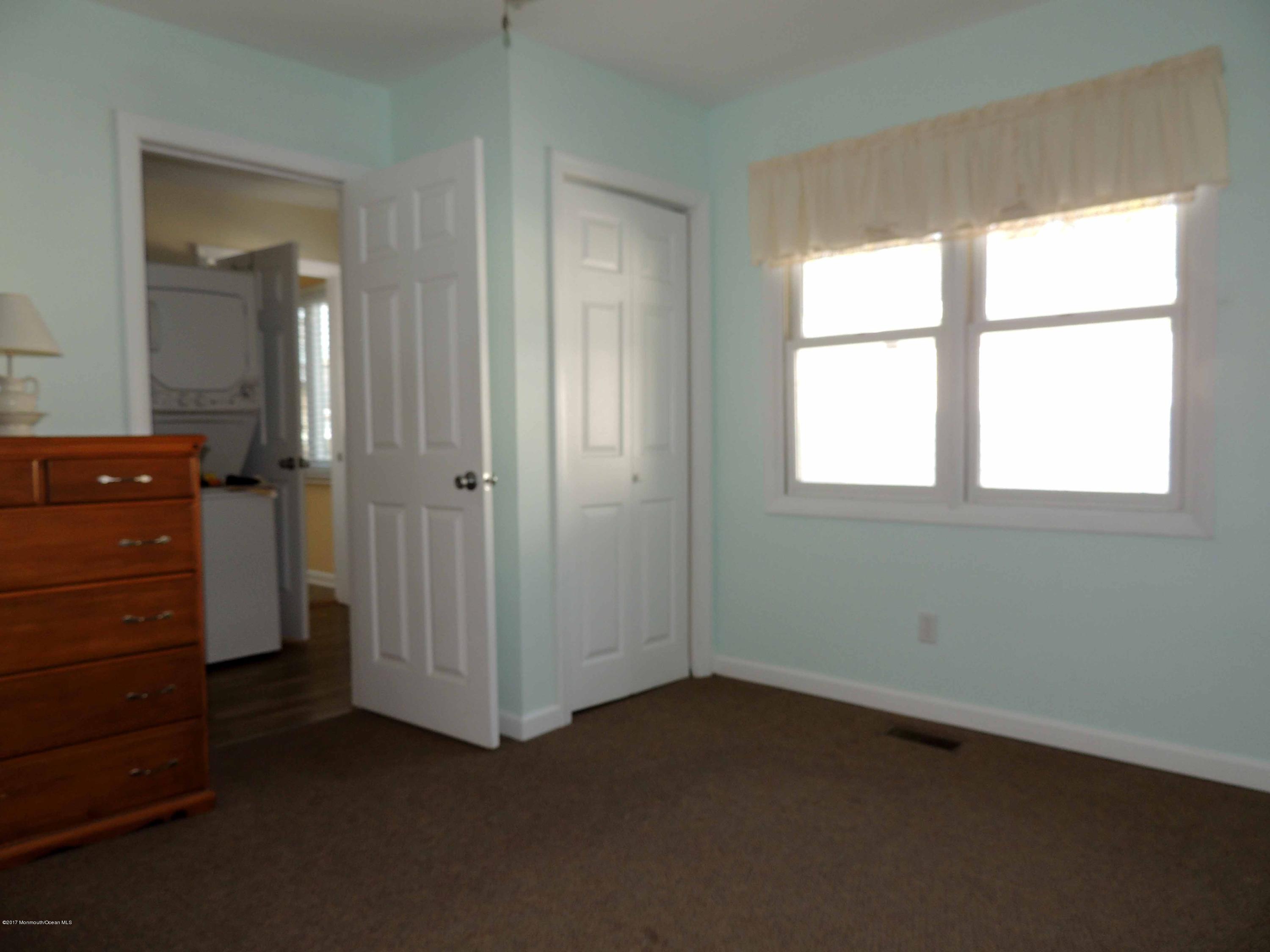 201 Foster Road Toms River, NJ 08753 - Photo 20 of 29 DSCN9838.jpg-Net
