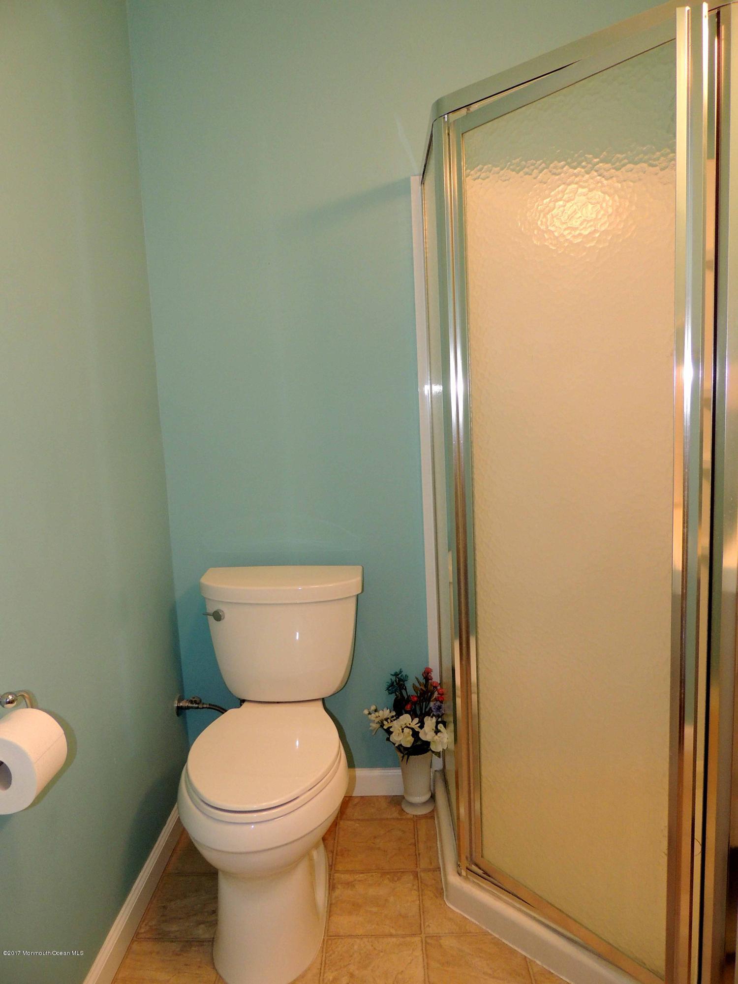 201 Foster Road Toms River, NJ 08753 - Photo 21 of 29 DSCN9839.jpg-Net