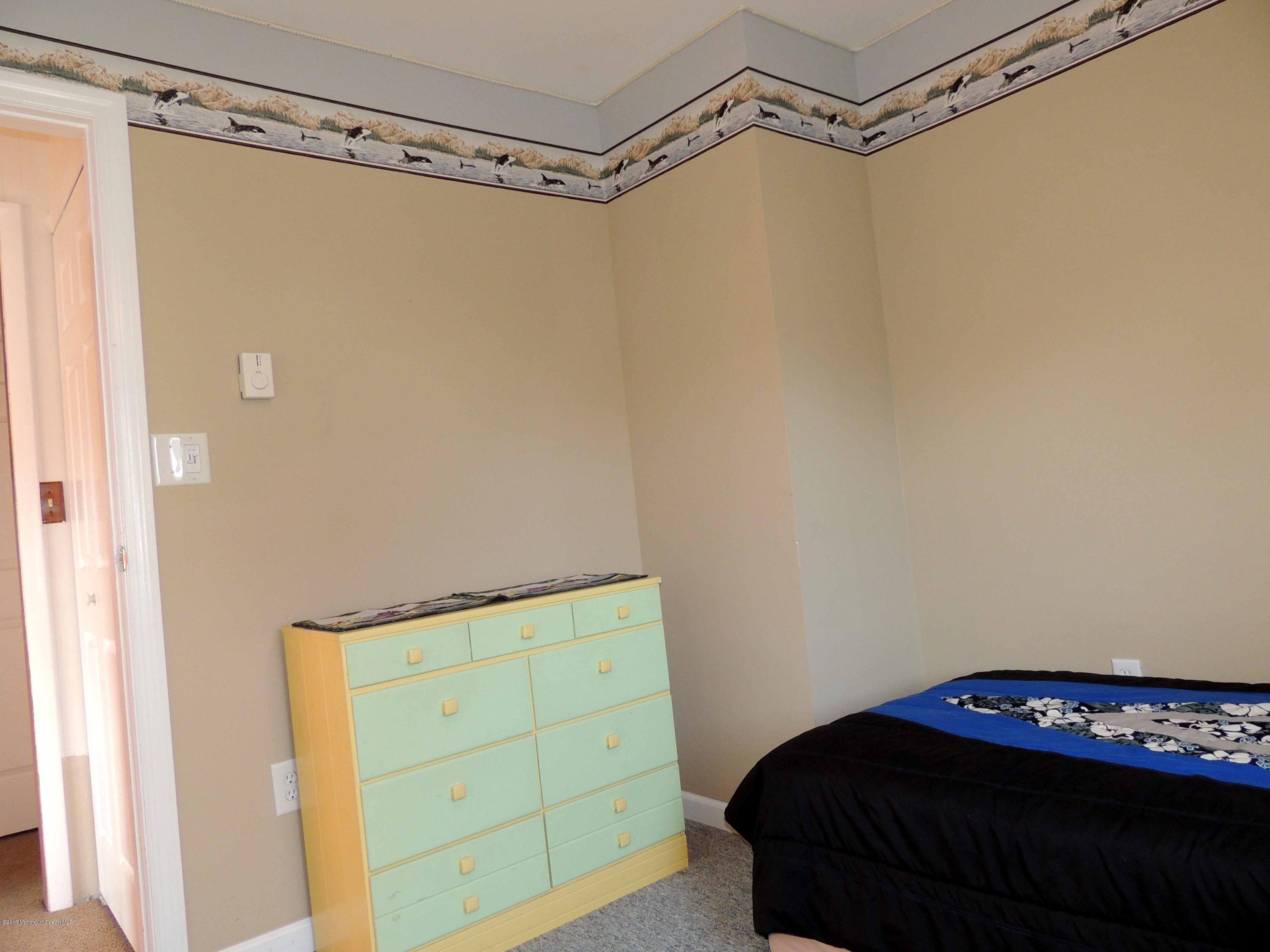 201 Foster Road Toms River, NJ 08753 - Photo 9 of 29 DSCN9824.jpg-Net
