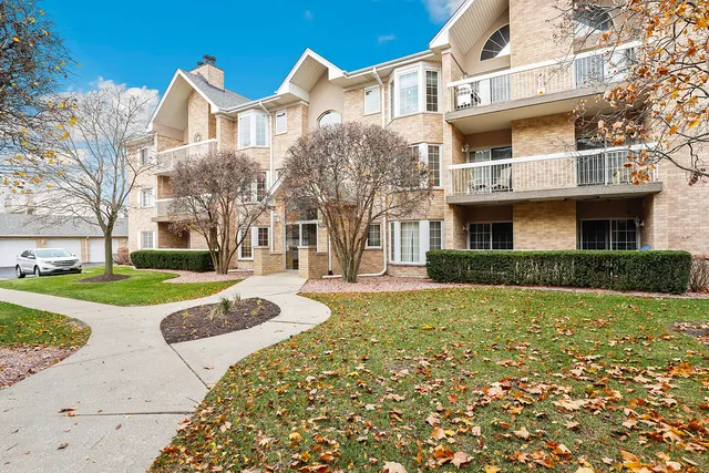 $255,000 | 7825 Bristol Park Drive, Unit 1C, Tinley Park, IL 60477