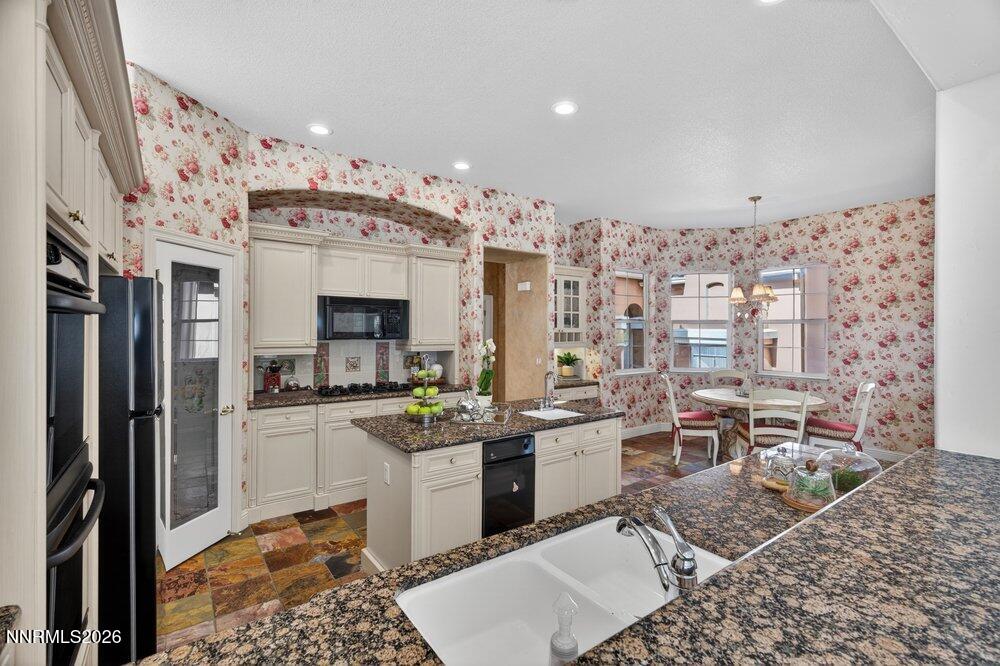2596 Rampart Terrace Reno, NV 89519 - Photo 26 of 73 018_dsc01189_500