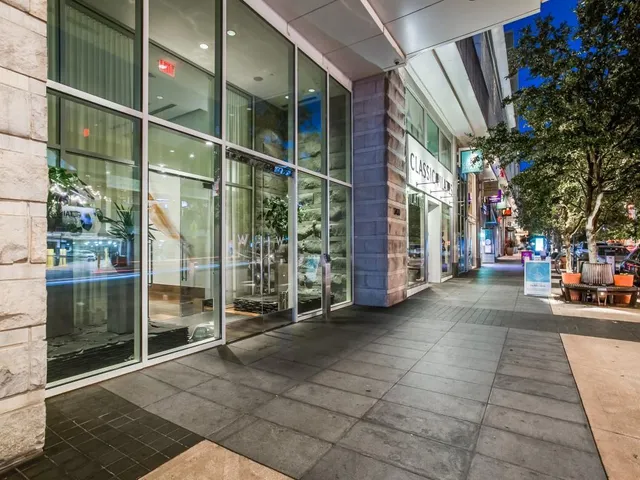 a view of steet corner