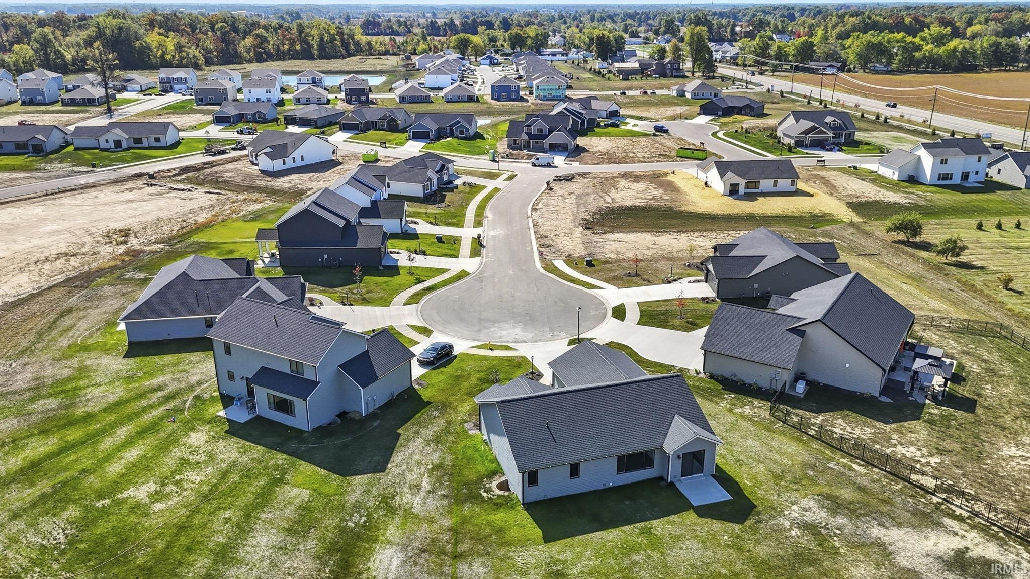 8181 Choice Court Fort Wayne, IN 46835 - Photo 5 of 36