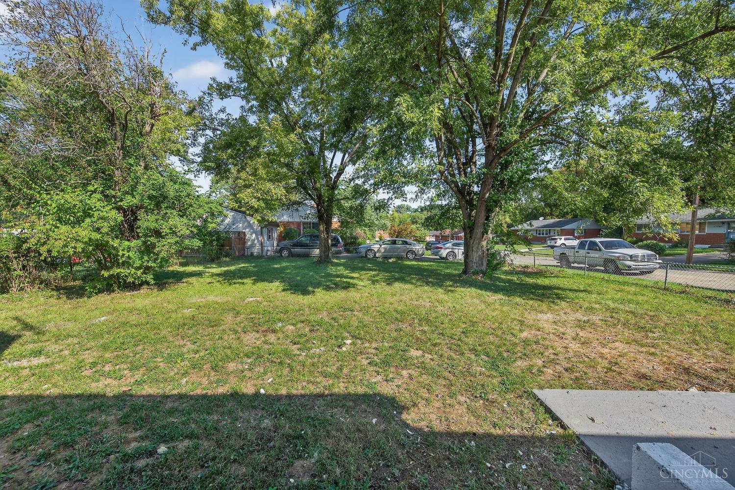 126 Riddle Road Woodlawn, OH 45215 - Photo 37 of 39 Gallery Image 37