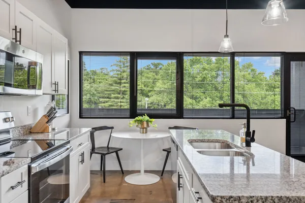 $1,850 | 295 Plus Park Boulevard, Unit 201, Nashville, TN 37217