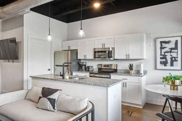 $1,850 | 295 Plus Park Boulevard, Unit 201, Nashville, TN 37217