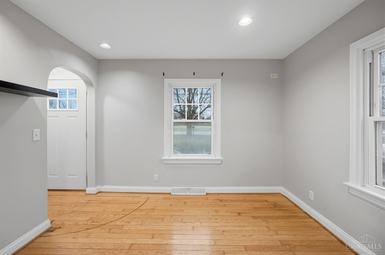 440 West Sharon Road Springdale, OH 45246 - Photo 22 of 40