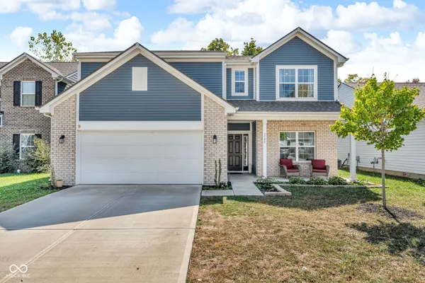 $329,900 | 1195 South Aberdeen Drive, Franklin, IN 46131