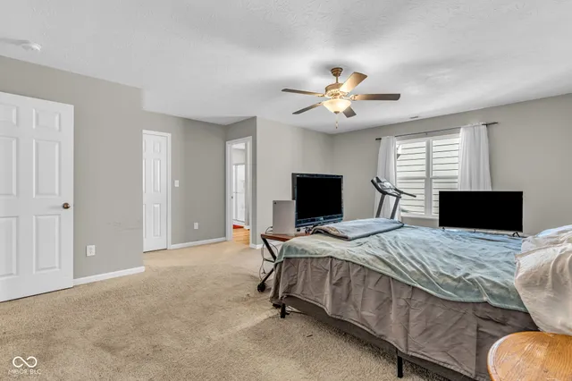 $329,900 | 1195 South Aberdeen Drive, Franklin, IN 46131